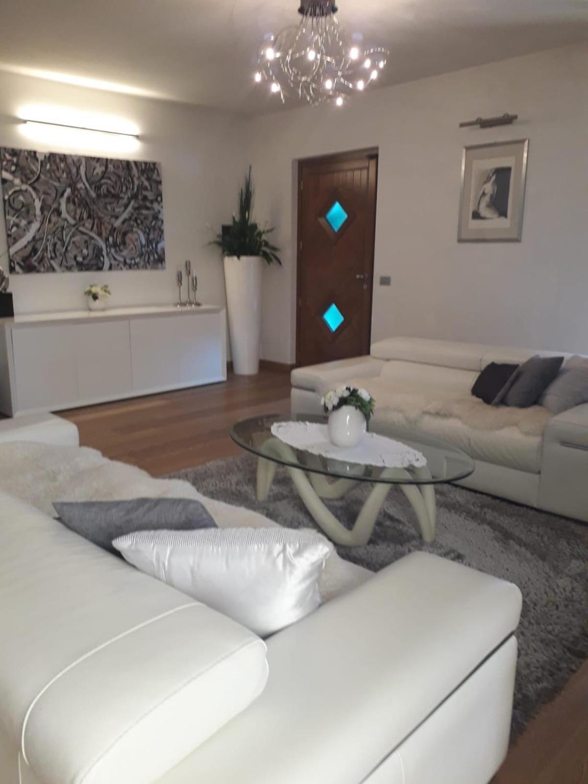 Franciacorta Suite Corte Franca Luaran gambar